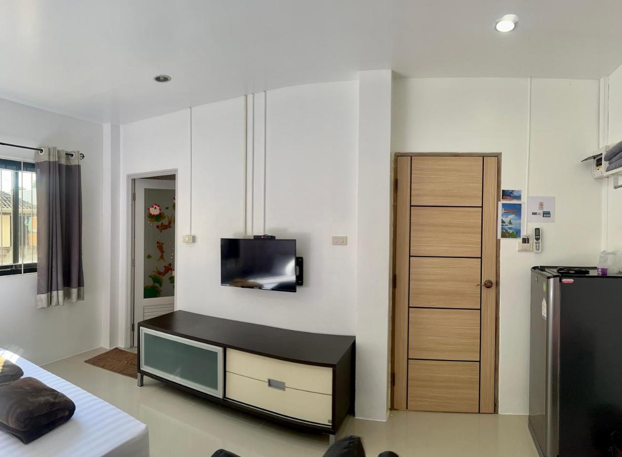 Golf House Hotel Nai Yang Ngoại thất bức ảnh