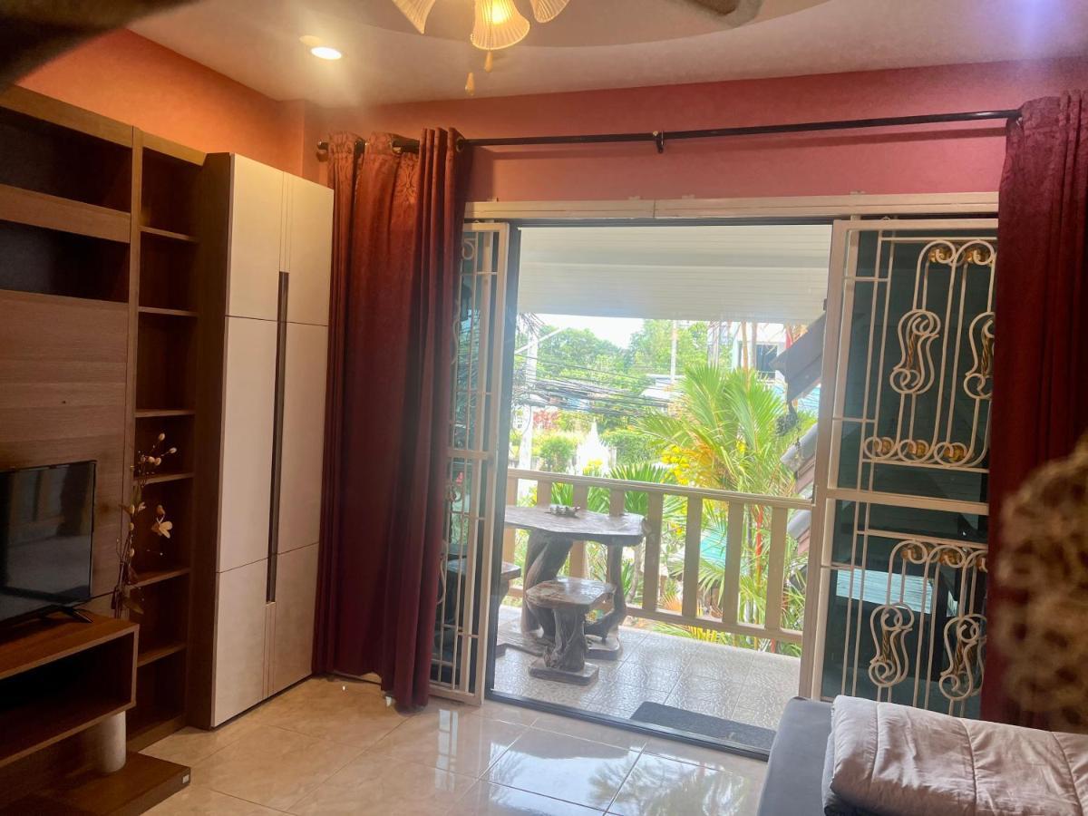 Golf House Hotel Nai Yang Ngoại thất bức ảnh