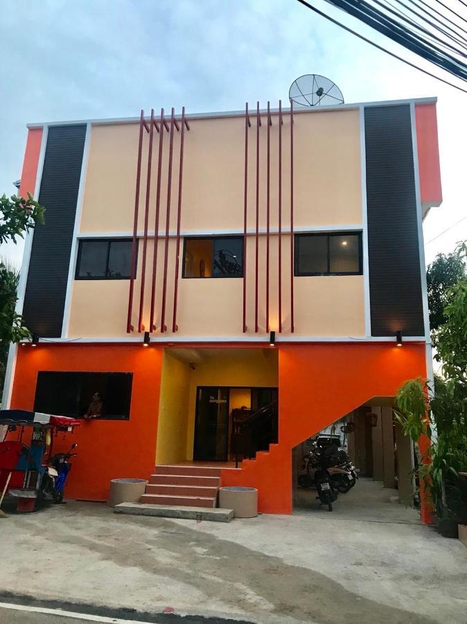 Golf House Hotel Nai Yang Ngoại thất bức ảnh