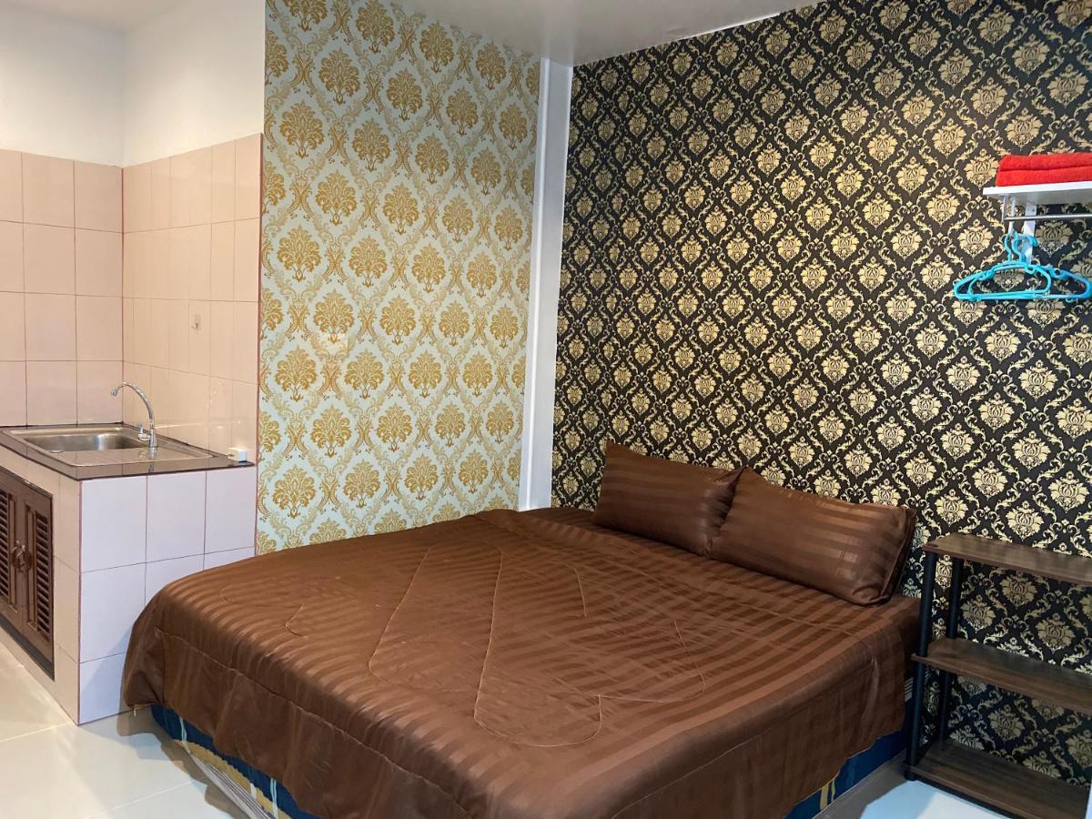 Golf House Hotel Nai Yang Ngoại thất bức ảnh