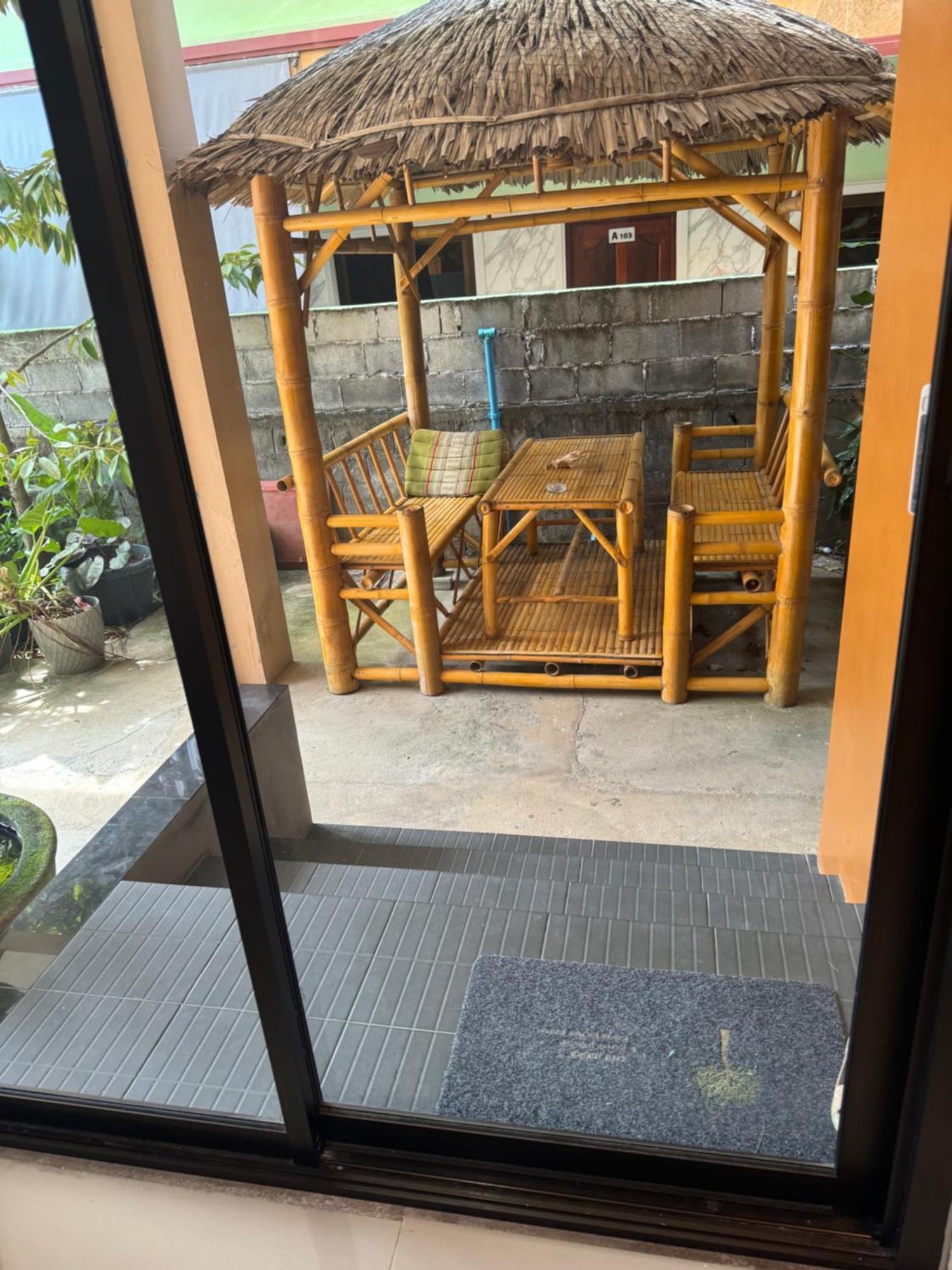 Golf House Hotel Nai Yang Ngoại thất bức ảnh