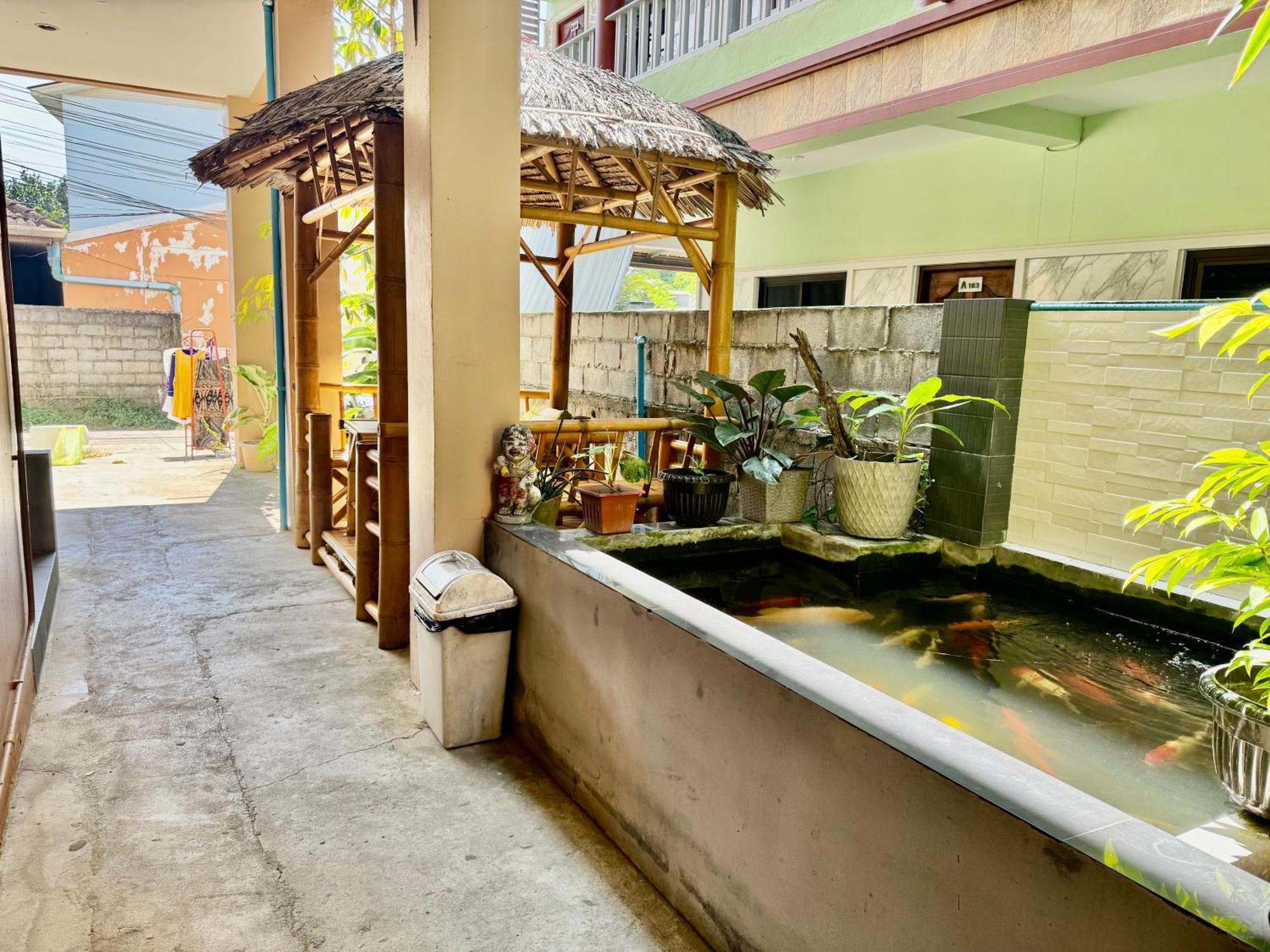 Golf House Hotel Nai Yang Ngoại thất bức ảnh